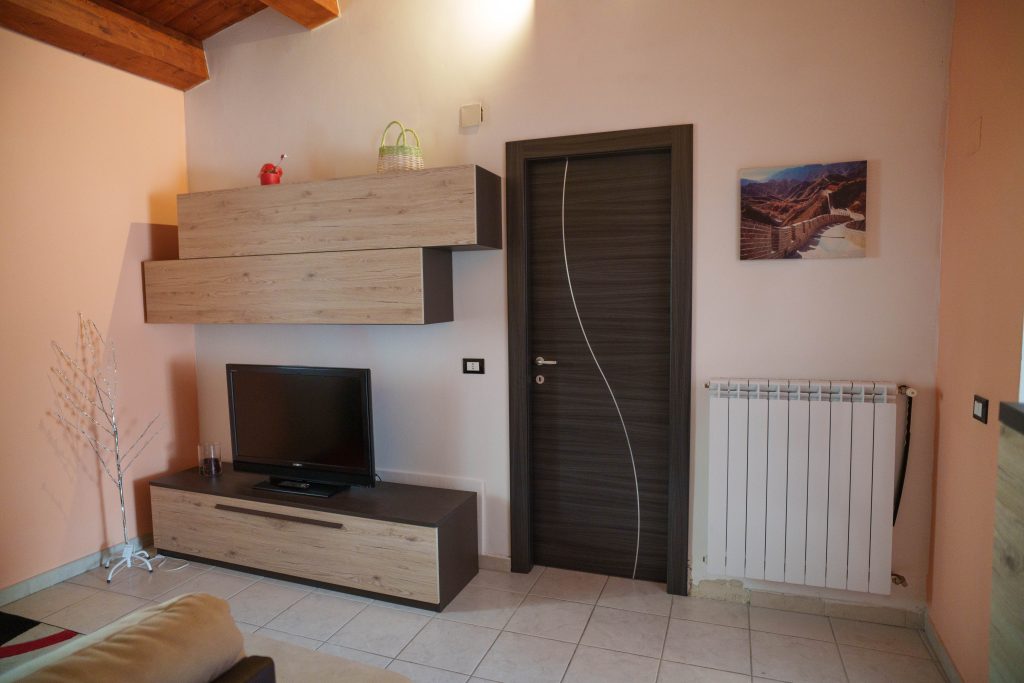Casa vacanze con balcone panoramico vista montagna a Popoli